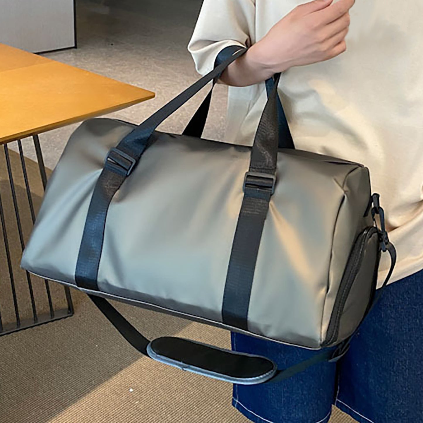 Syyeah Duffel bags for travel