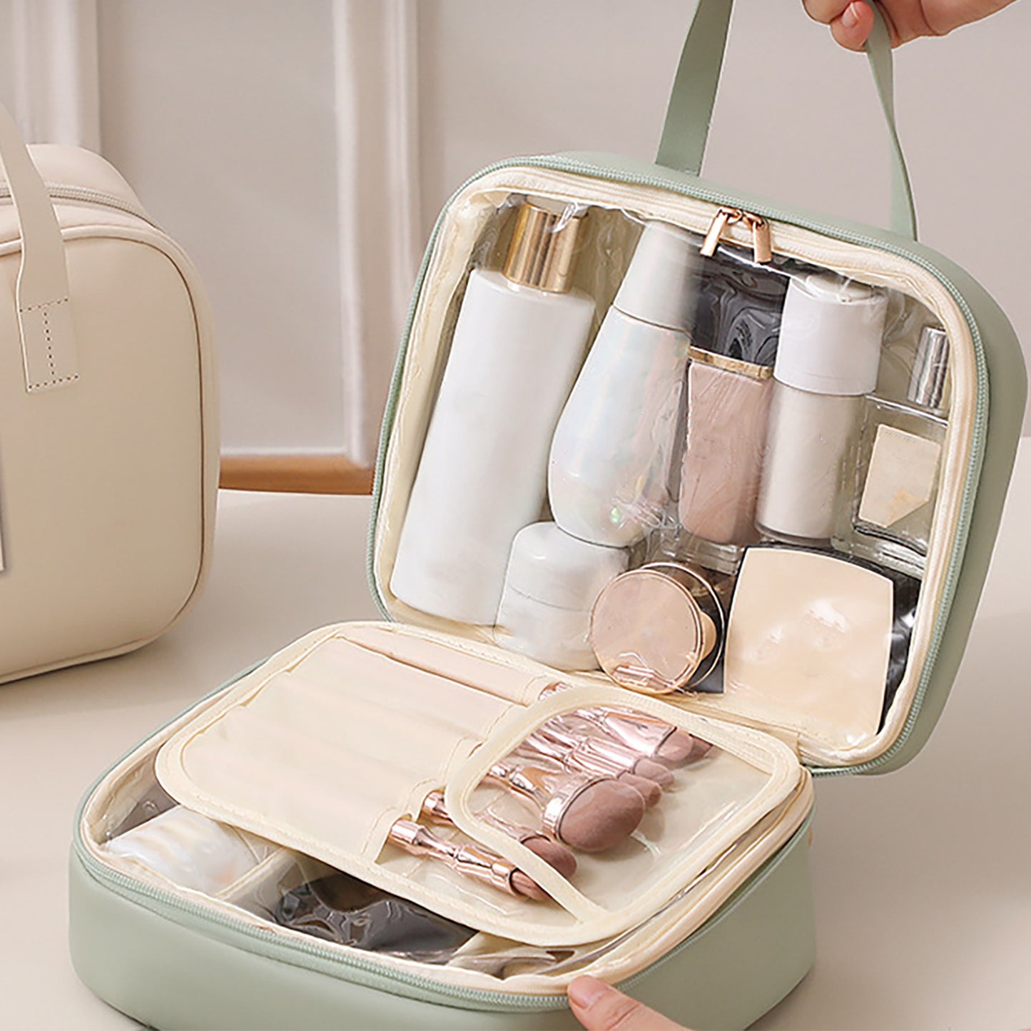 Syyeah Make-up bags sold empty